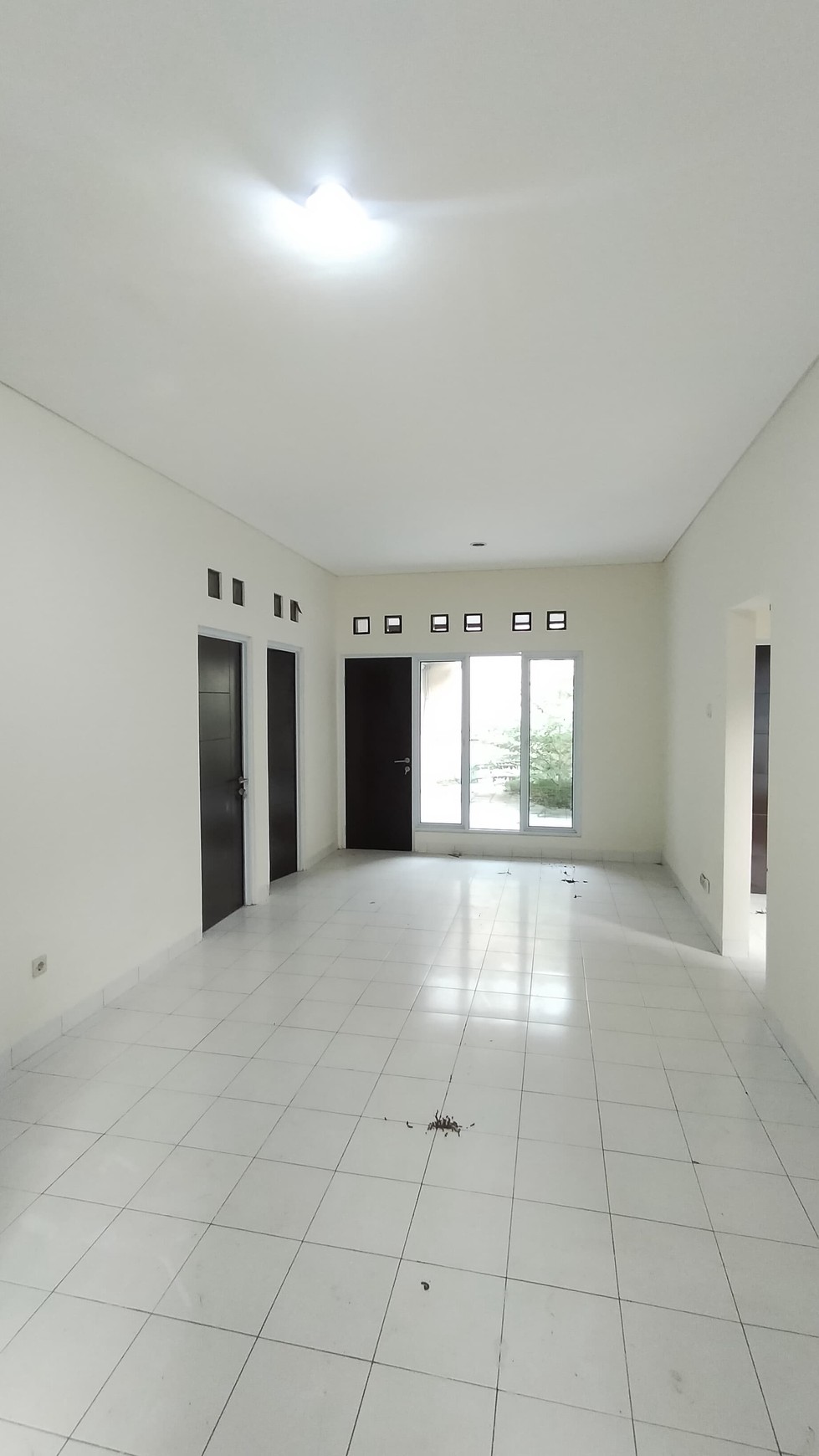 For sale !! Rumah dikawasan kencana loka BSD City