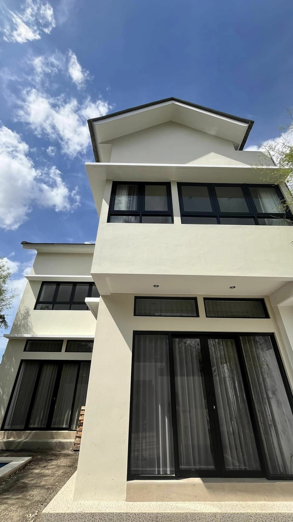 Brand New 3 Bedroom Villa in Quite Place For Sale / For Lease in Munggu