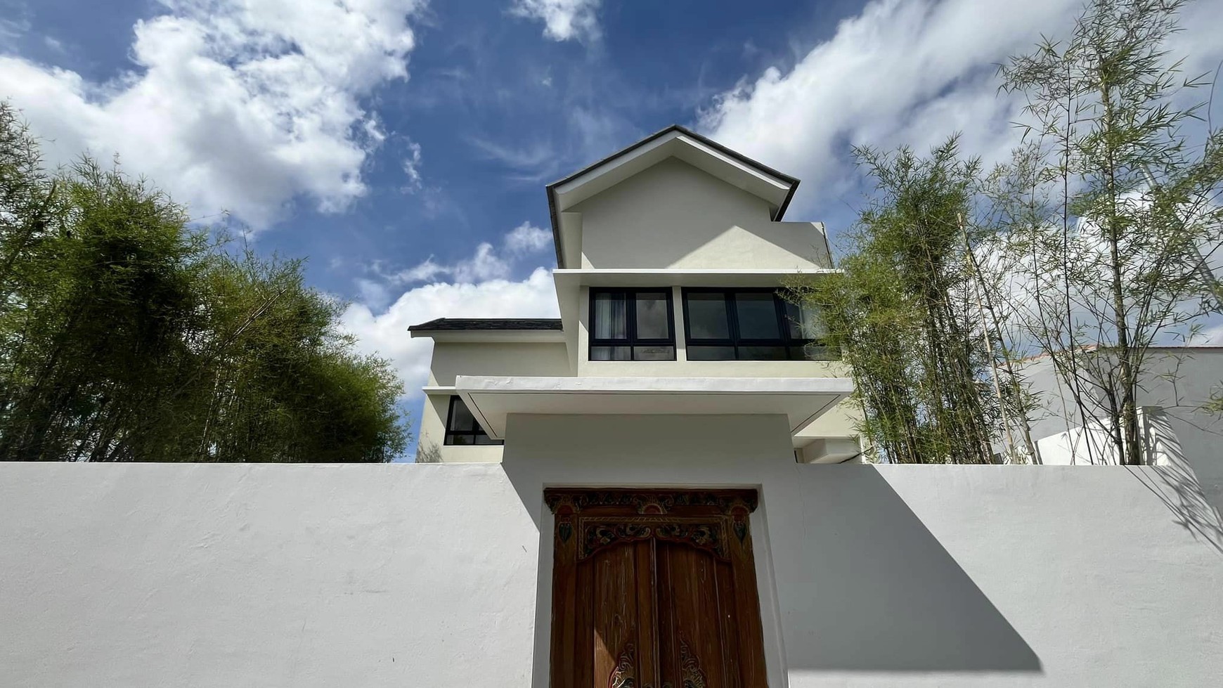 Brand New 3 Bedroom Villa in Quite Place For Sale / For Lease in Munggu