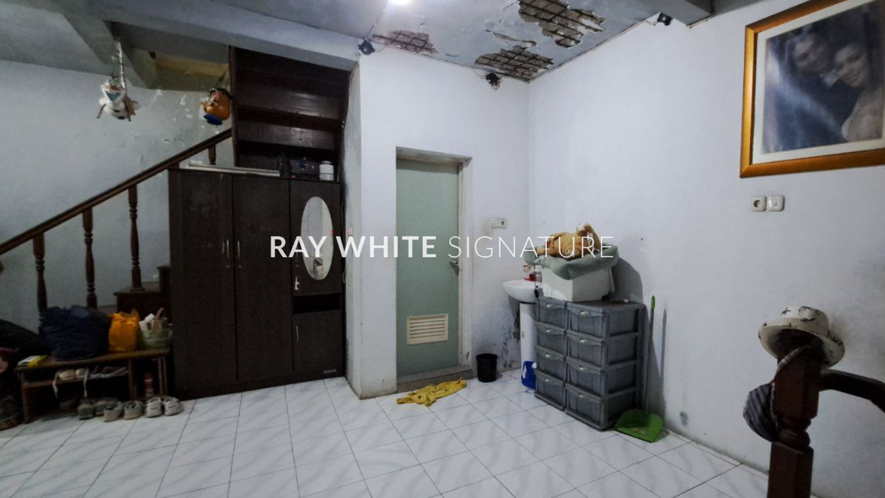 Di Jual Rumah 4 lantai di Bendungan hilir