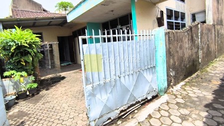 Dijual rumah lokasi teluk betung 