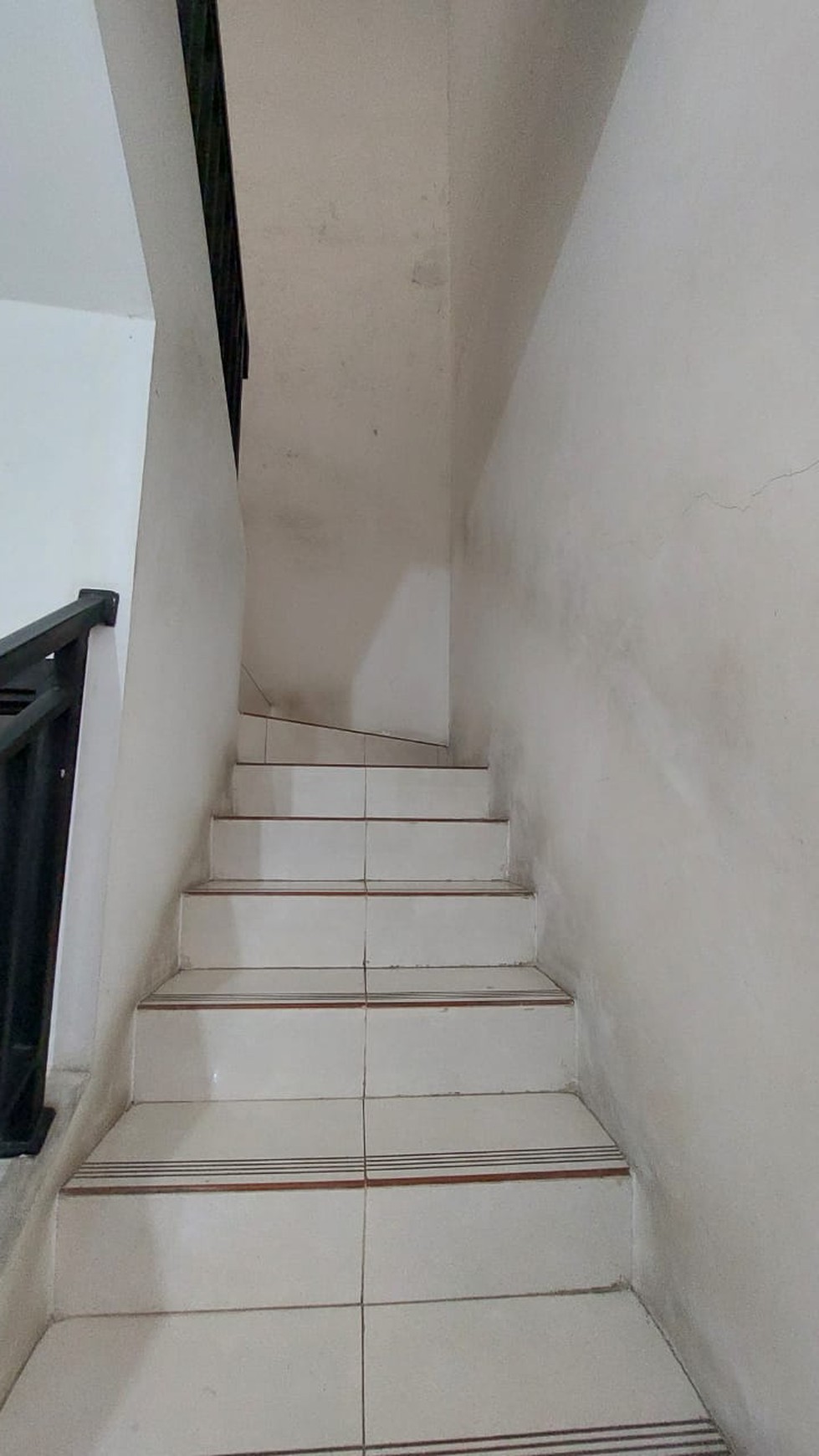 Rumah Siap Huni dengan Hunian Nyaman dekat Bintaro