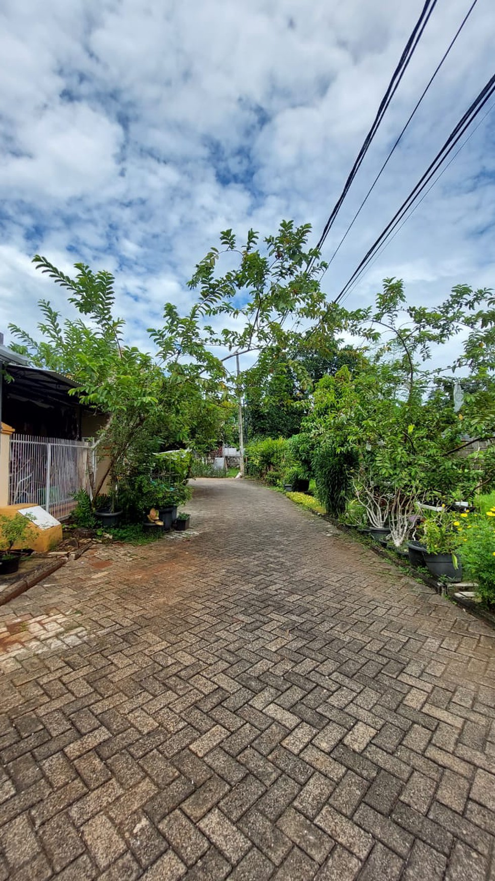 Rumah Siap Huni dengan Hunian Nyaman dekat Bintaro