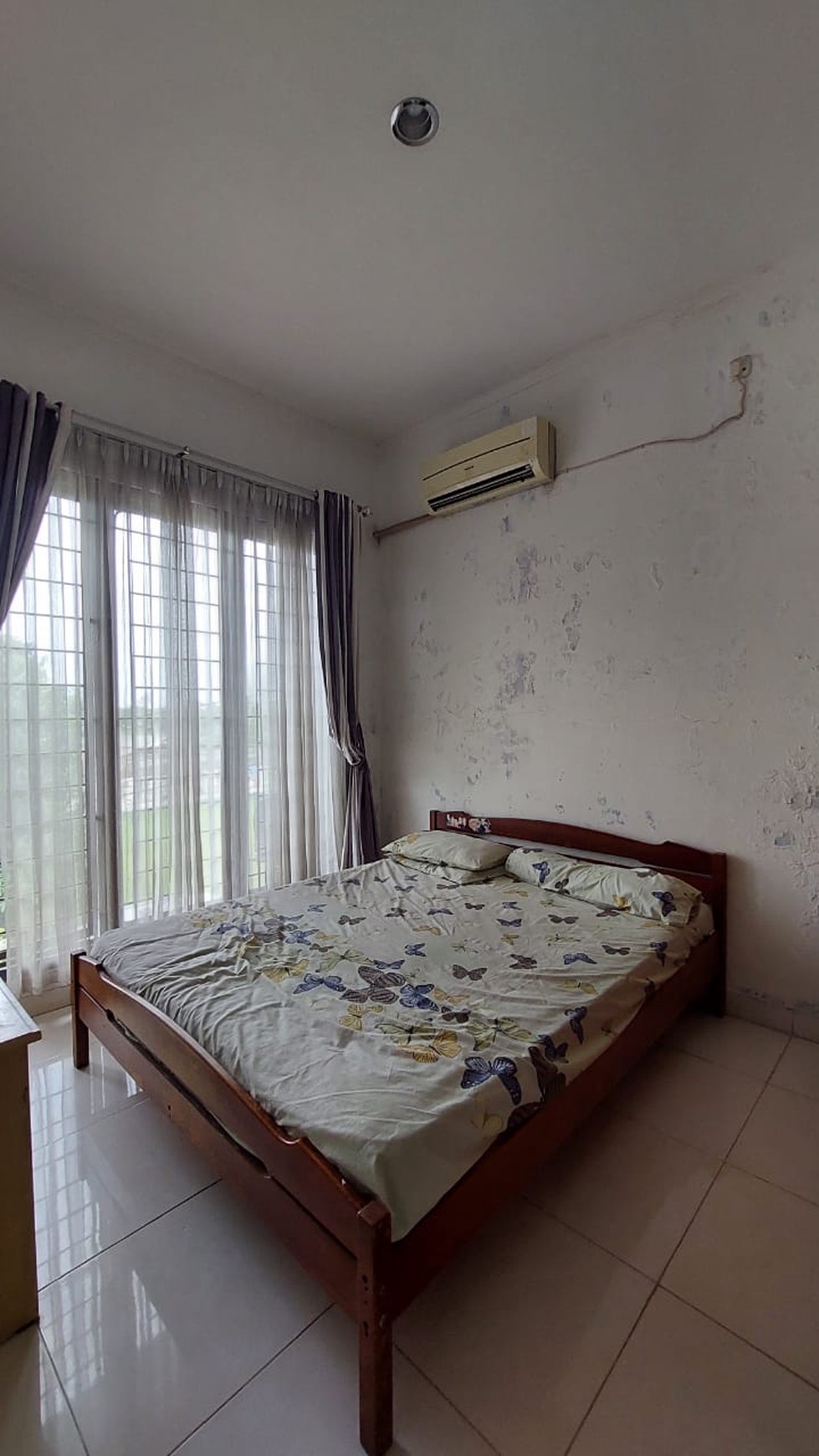 Rumah Siap Huni dengan Hunian Nyaman dekat Bintaro