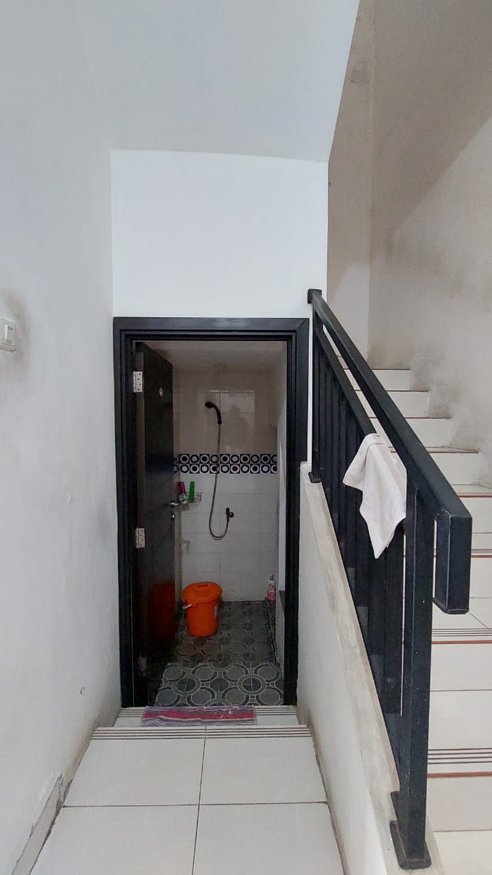 Rumah Siap Huni dengan Hunian Nyaman dekat Bintaro