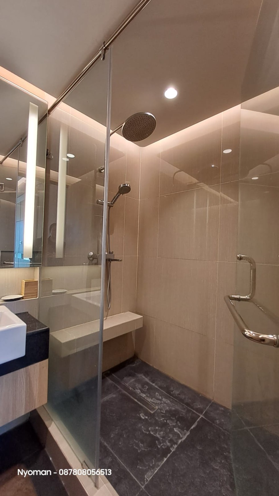 Rumah Hitung Tanah Area Cipete