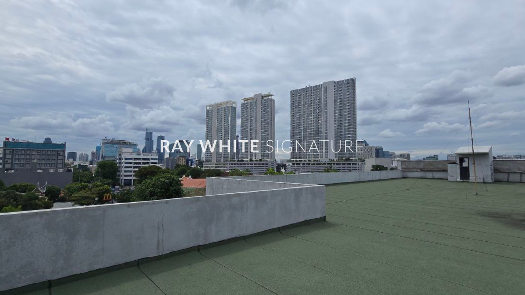 Rumah Hitung Tanah Area Cipete