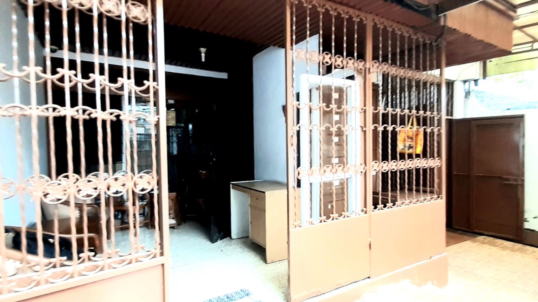 Rumah Komersial Pinggir Jalan Raya Kebayoran Lama 277m Harga 6,9M nego