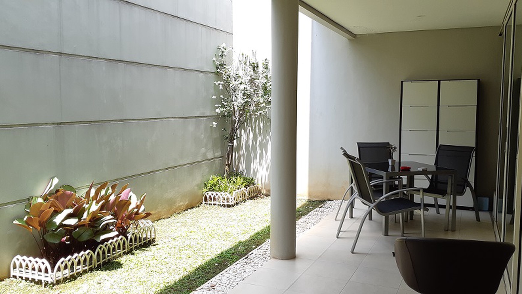 Rumah di Serenia Hills, Cluster Regent, Lebak Bulus, akses jalan 3 mobil, lokasi tenang