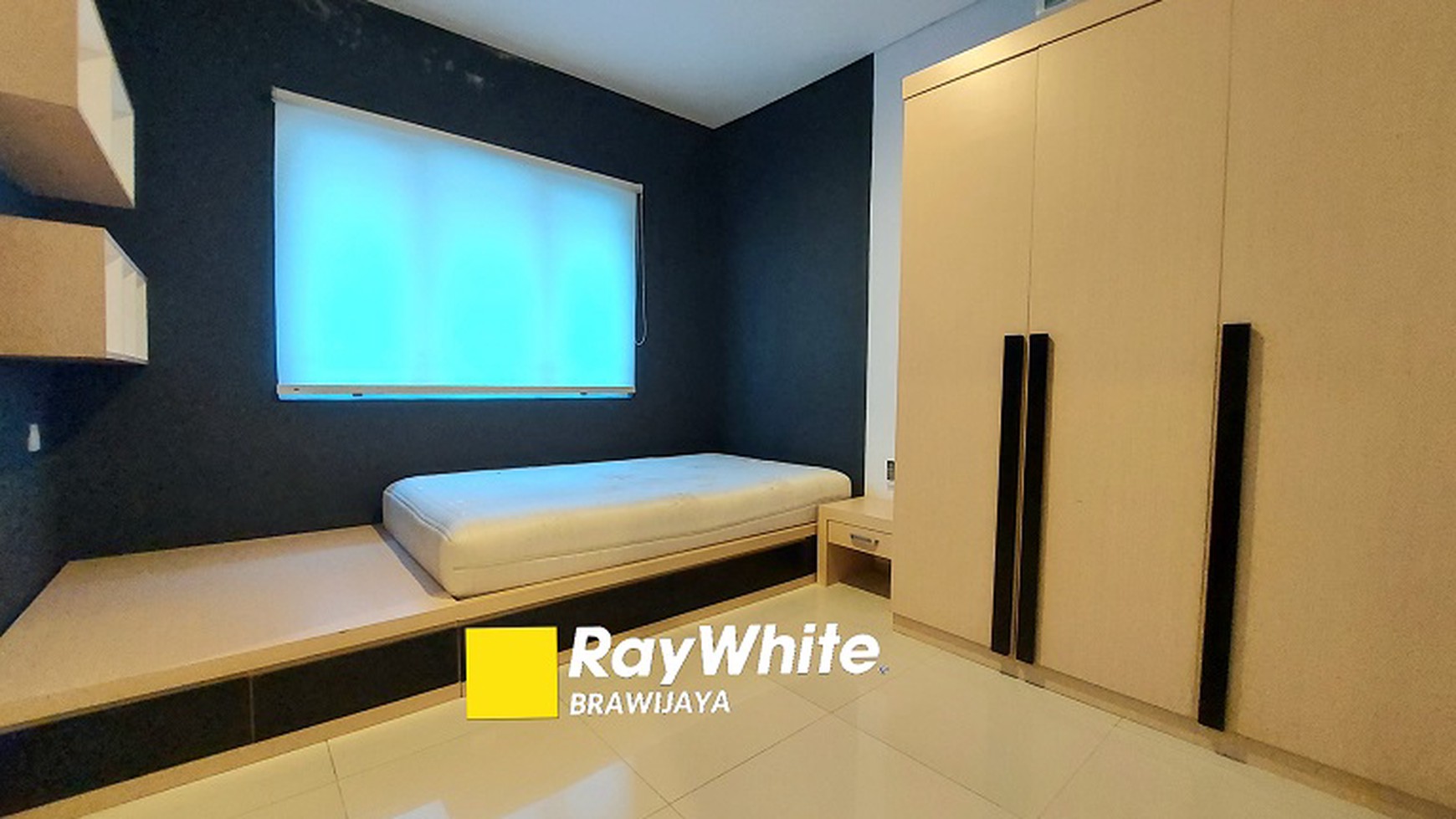 Rumah di Serenia Hills, Cluster Regent, Lebak Bulus, akses jalan 3 mobil, lokasi tenang