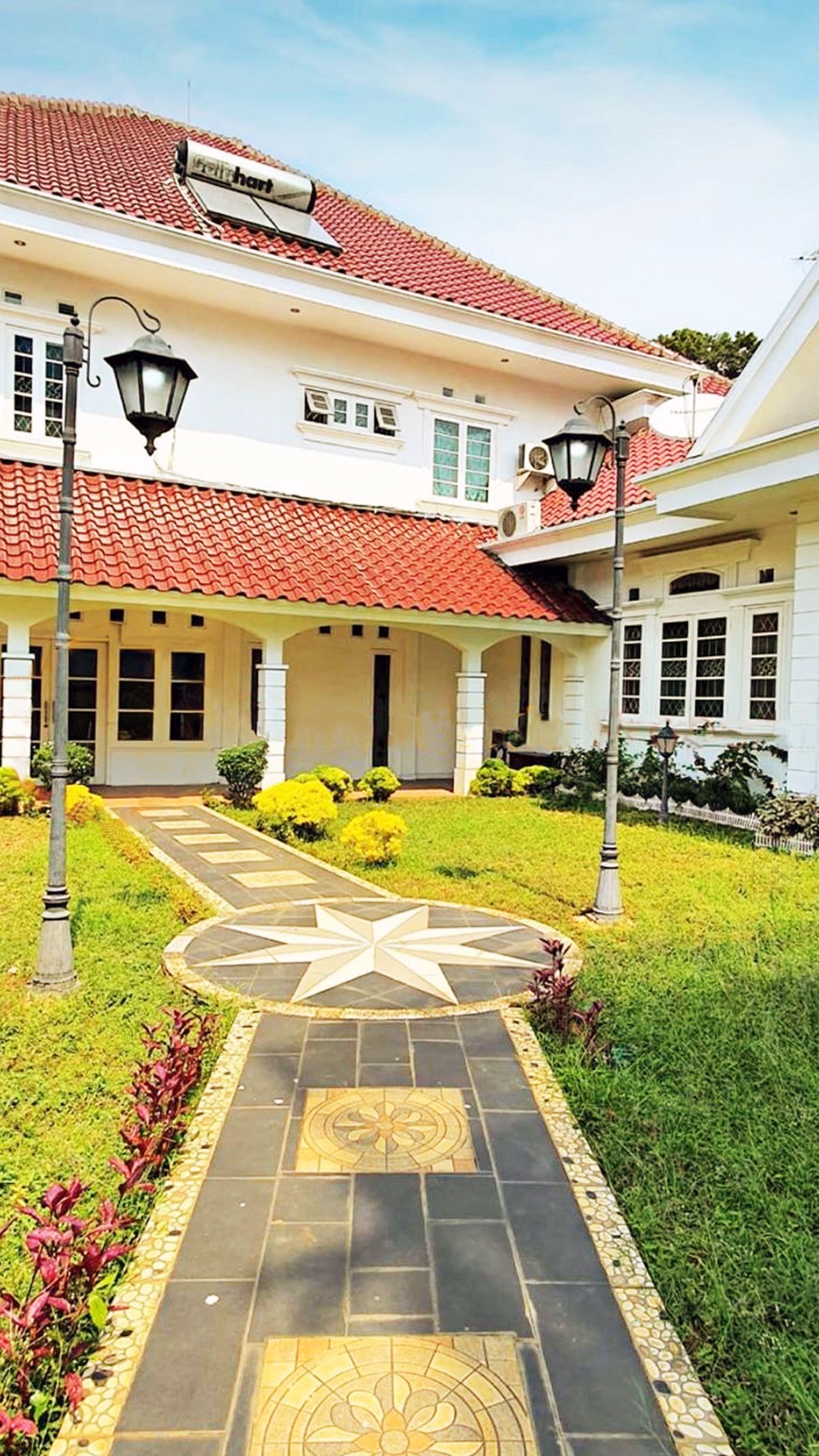 Rumah Luas 886m Menteng - Jalan Surabaya - jakarta Pusat