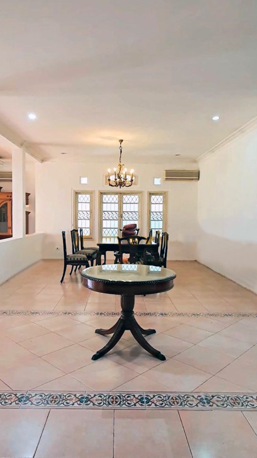 Rumah Luas 886m Menteng - Jalan Surabaya - jakarta Pusat