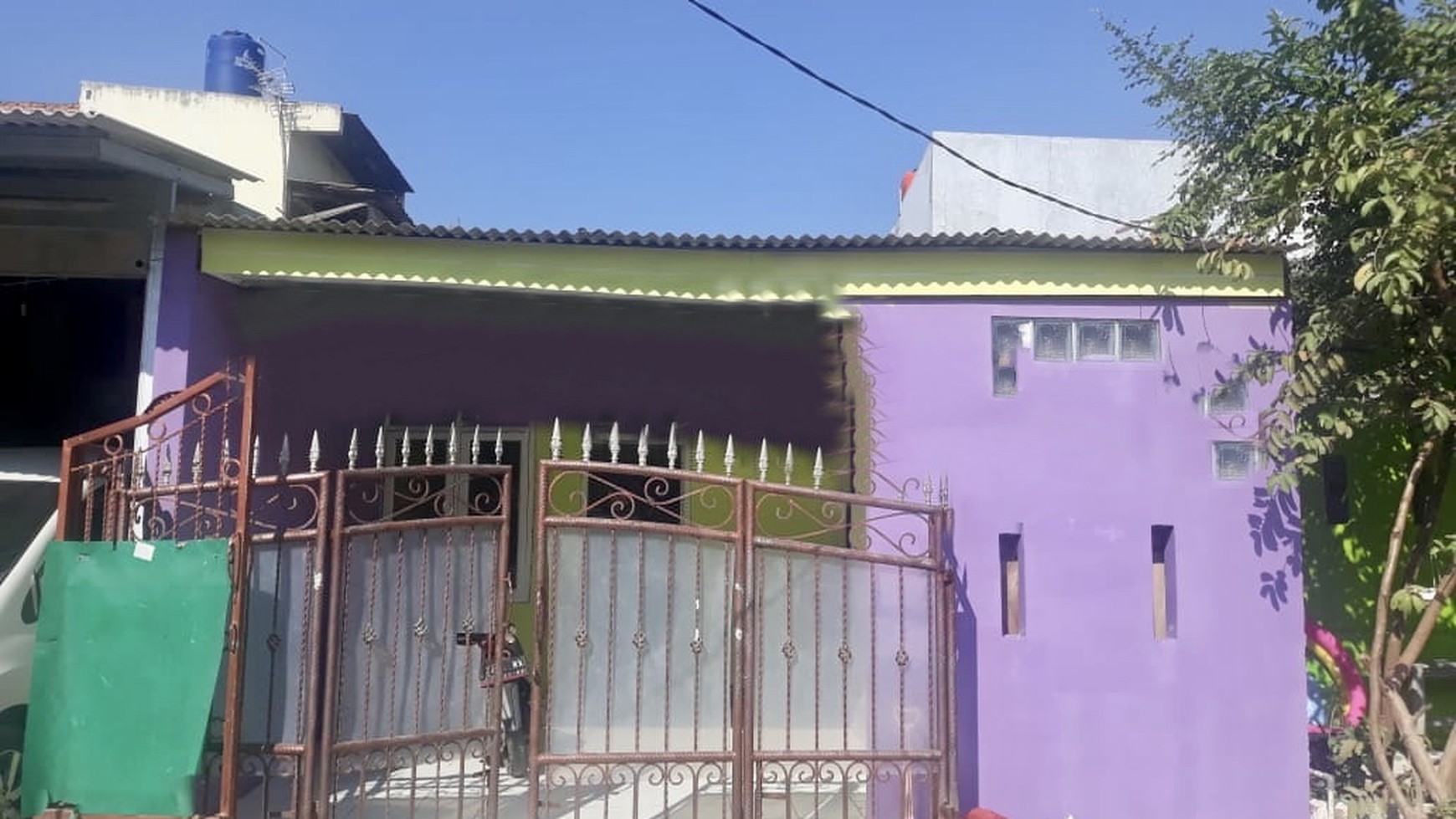 RUMAH BAGUS DENGAN HARGA TERJANGKAU DI LOKASI STRATEGIS TIDAK JAUH DARI PINTU TOL KARAWANG BARAT