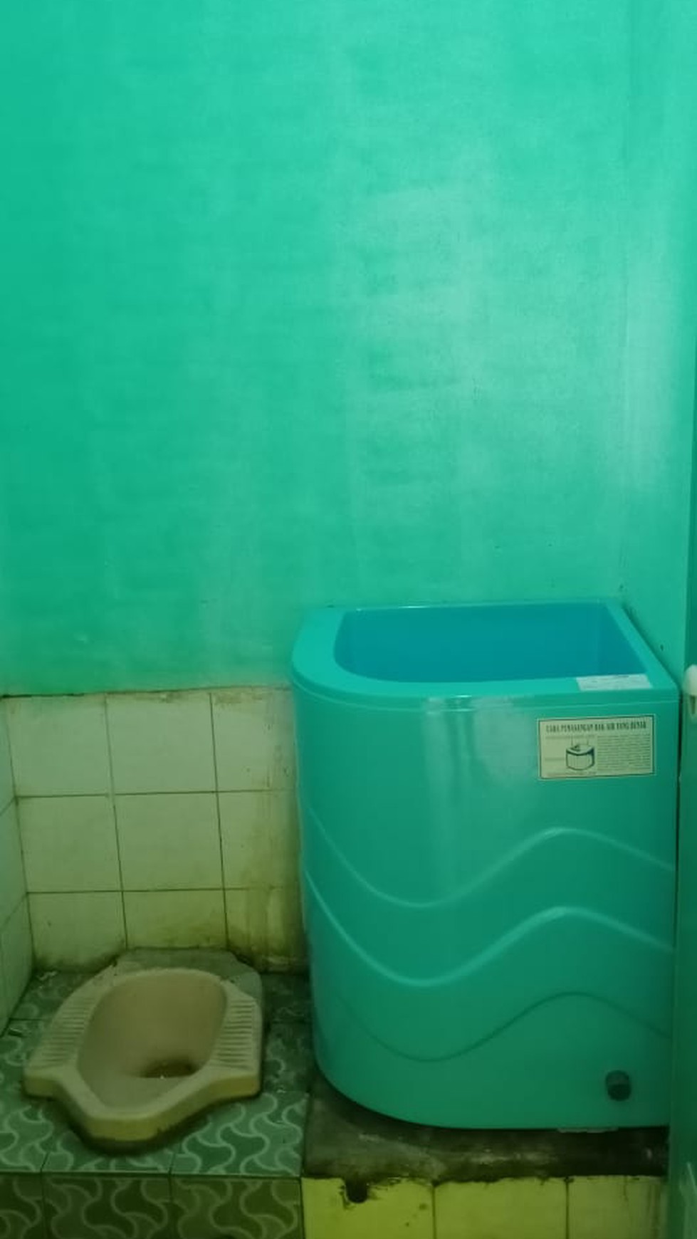 RUMAH BAGUS DENGAN HARGA TERJANGKAU DI LOKASI STRATEGIS TIDAK JAUH DARI PINTU TOL KARAWANG BARAT