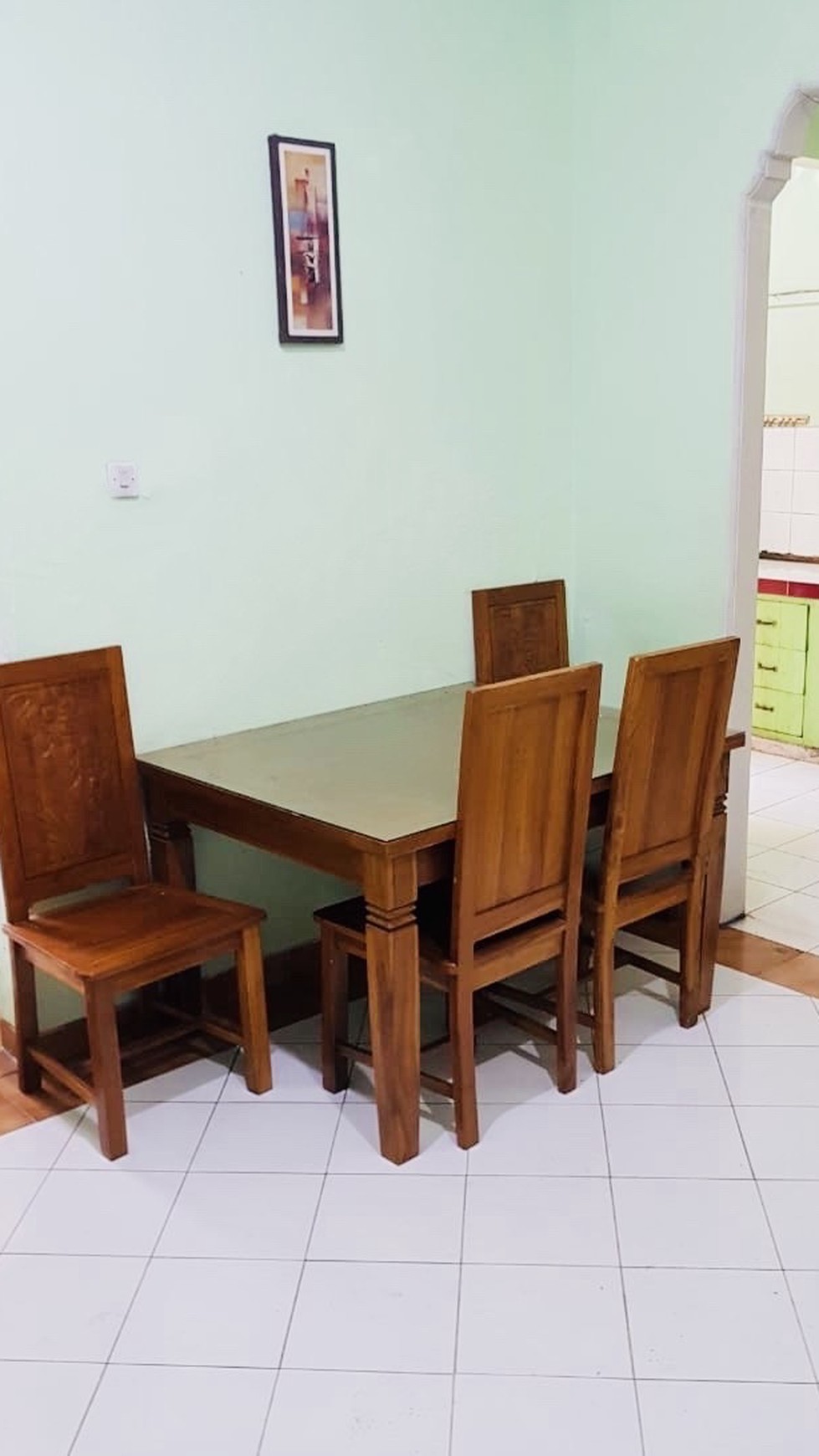 RUMAH BAGUS DI KARAWANG DAN DILOKASI YANG STRATEGIS