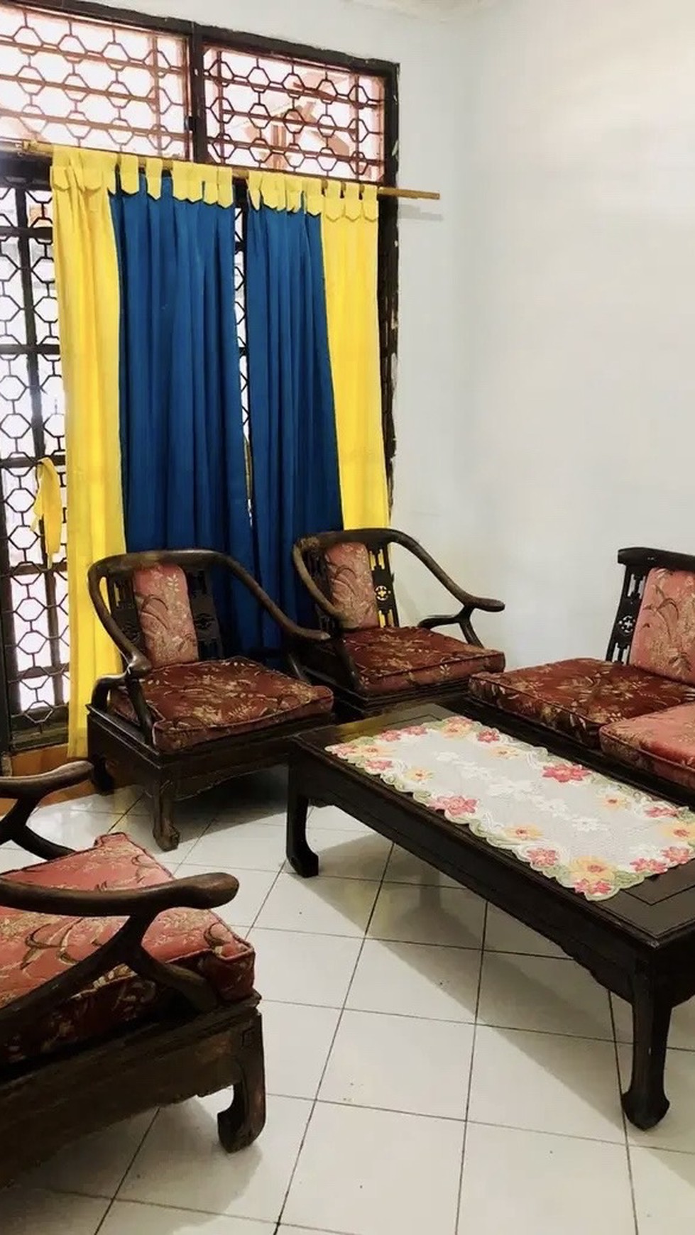 RUMAH BAGUS DI KARAWANG DAN DILOKASI YANG STRATEGIS