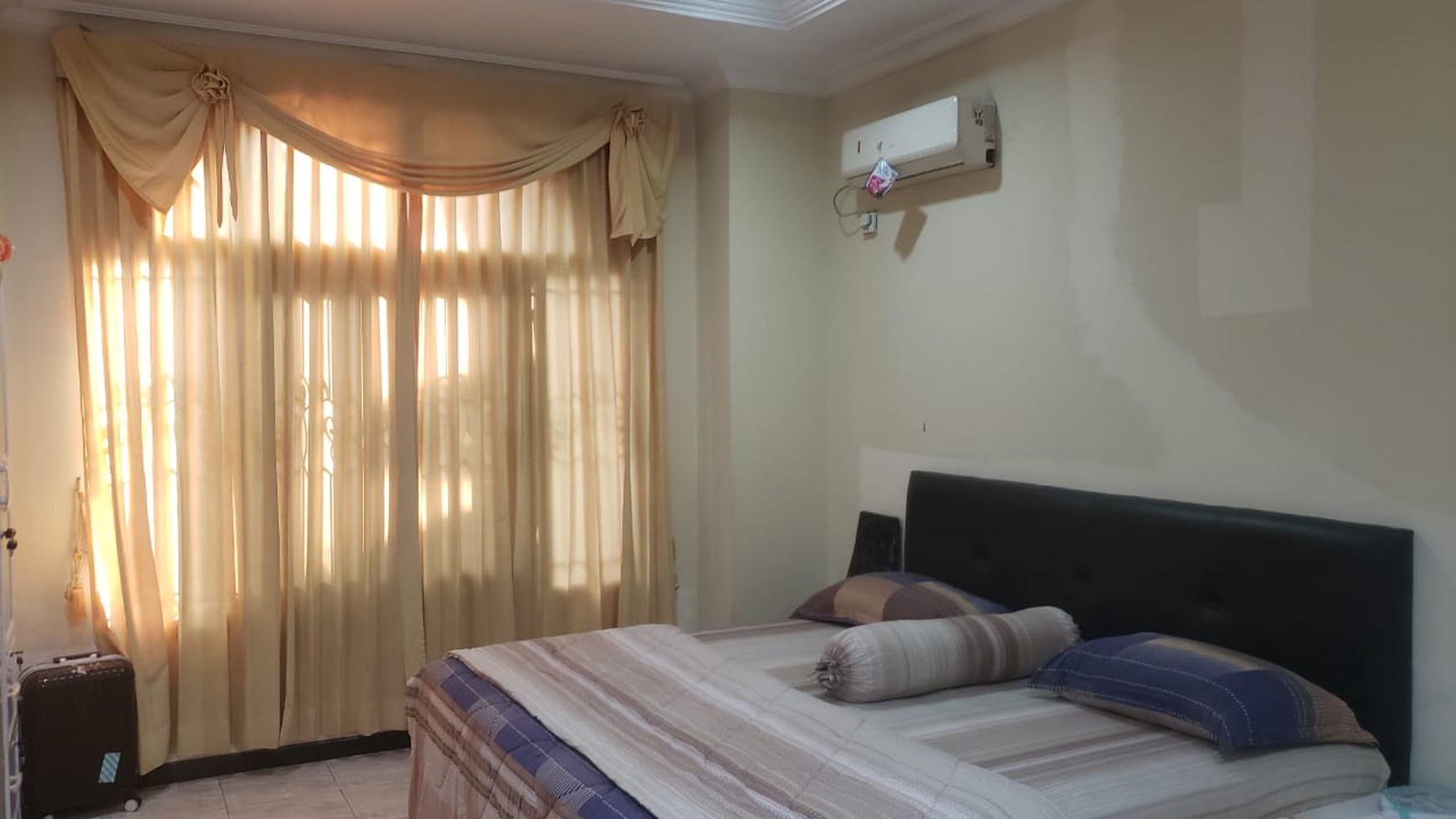 Murah Luas Dijual Rumah Villa Bukit Mas Dekat Akses Tol Satelit , Mayjen.sungkono , Ciputra World Mall