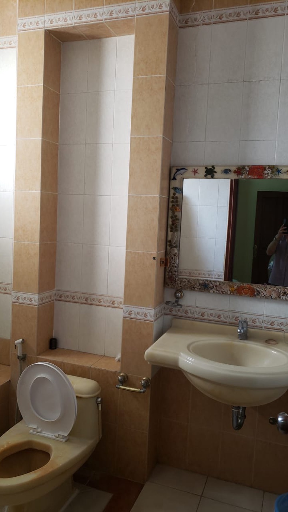 Murah Luas Dijual Rumah Villa Bukit Mas Dekat Akses Tol Satelit , Mayjen.sungkono , Ciputra World Mall