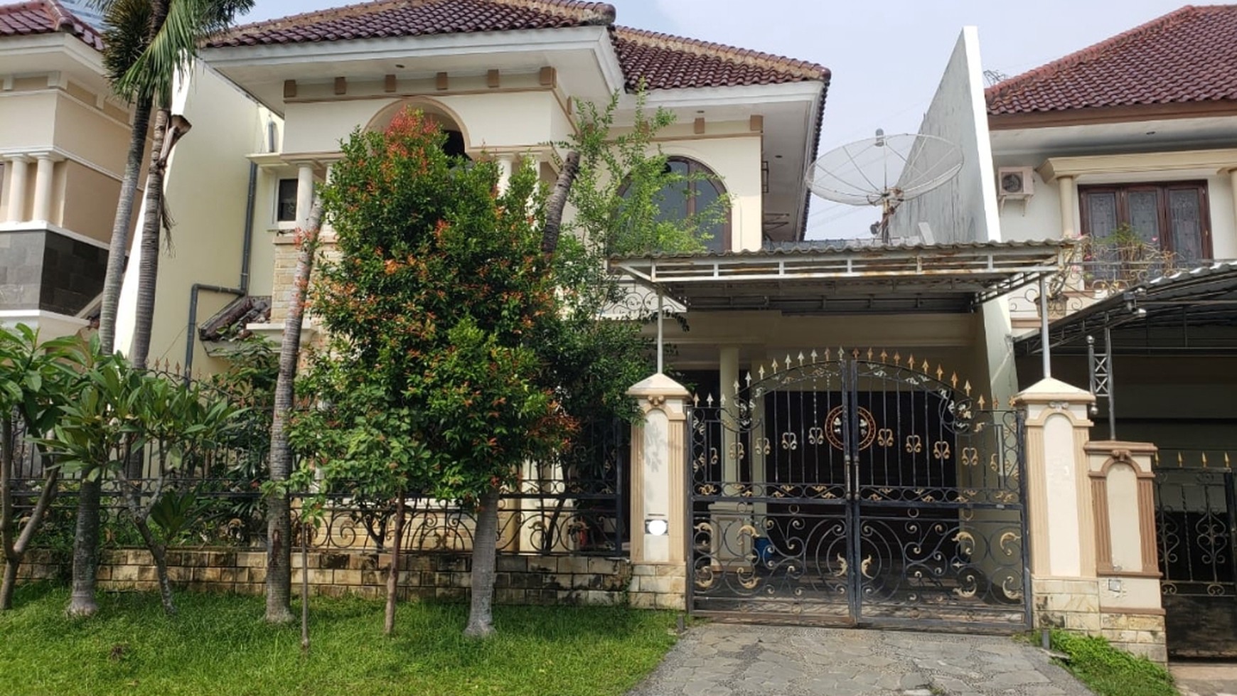 Murah Luas Dijual Rumah Villa Bukit Mas Dekat Akses Tol Satelit , Mayjen.sungkono , Ciputra World Mall