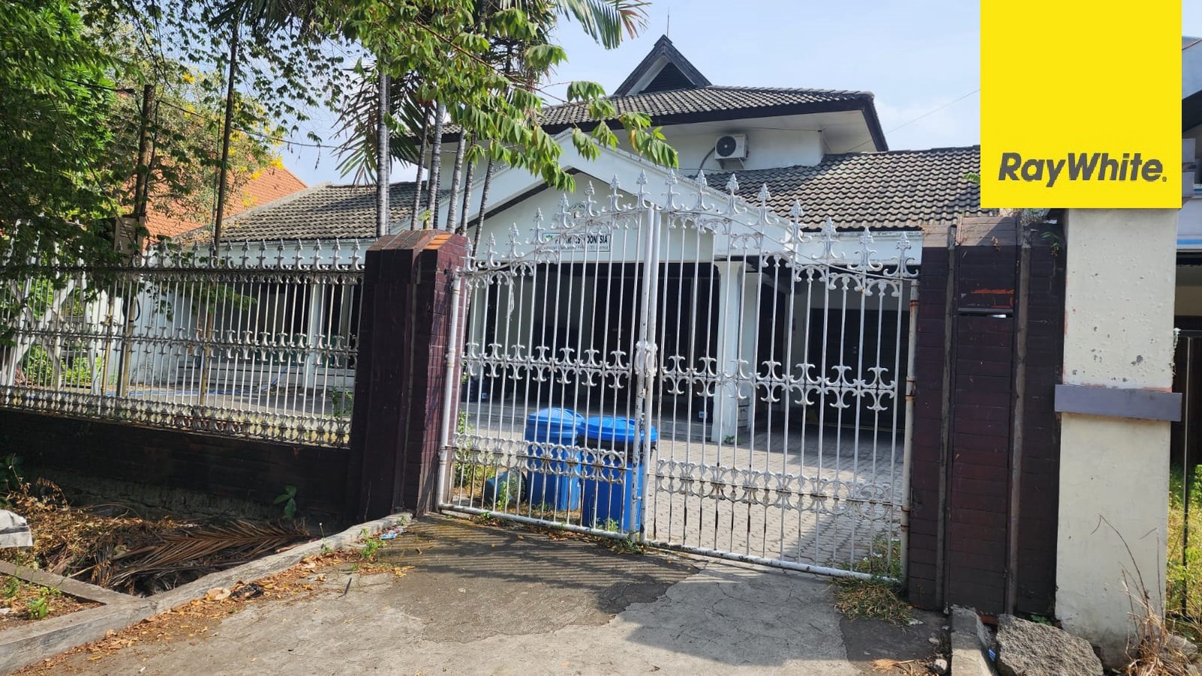 Disewakan Rumah Pusat Kota di Nol Jl Khairil Anwar Darmo Surabaya