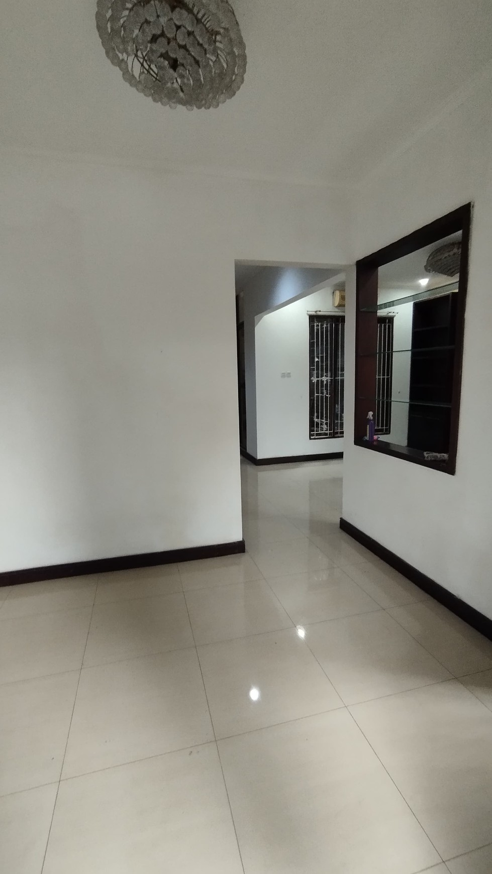 Hunian cantik dengan lingkungan yang nyaman di Bintaro