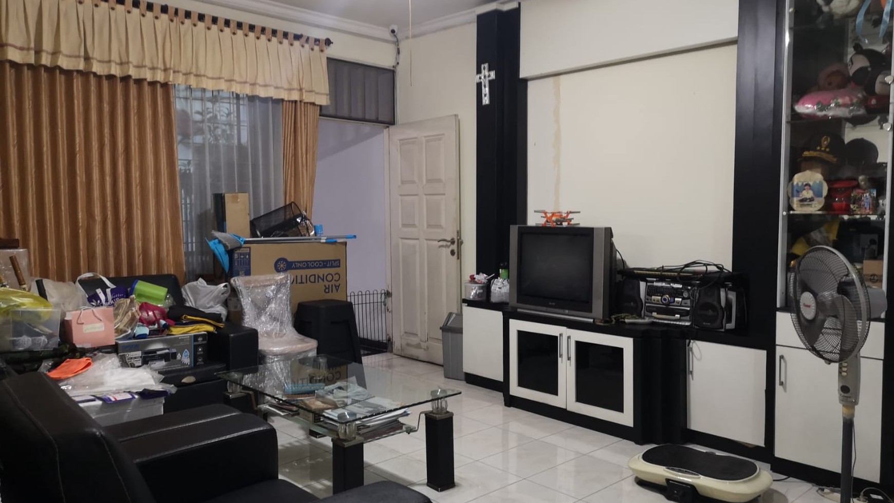 RUMAH 2 LANTAI SEMI FURNISHED, SIMPANG DARMO PERMAI SELATAN