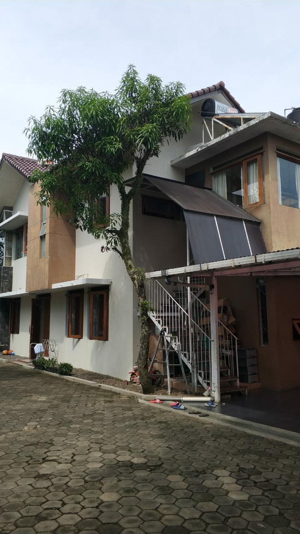 Rumah Exclsuive Asri di Sayap Dago Bandung Utara