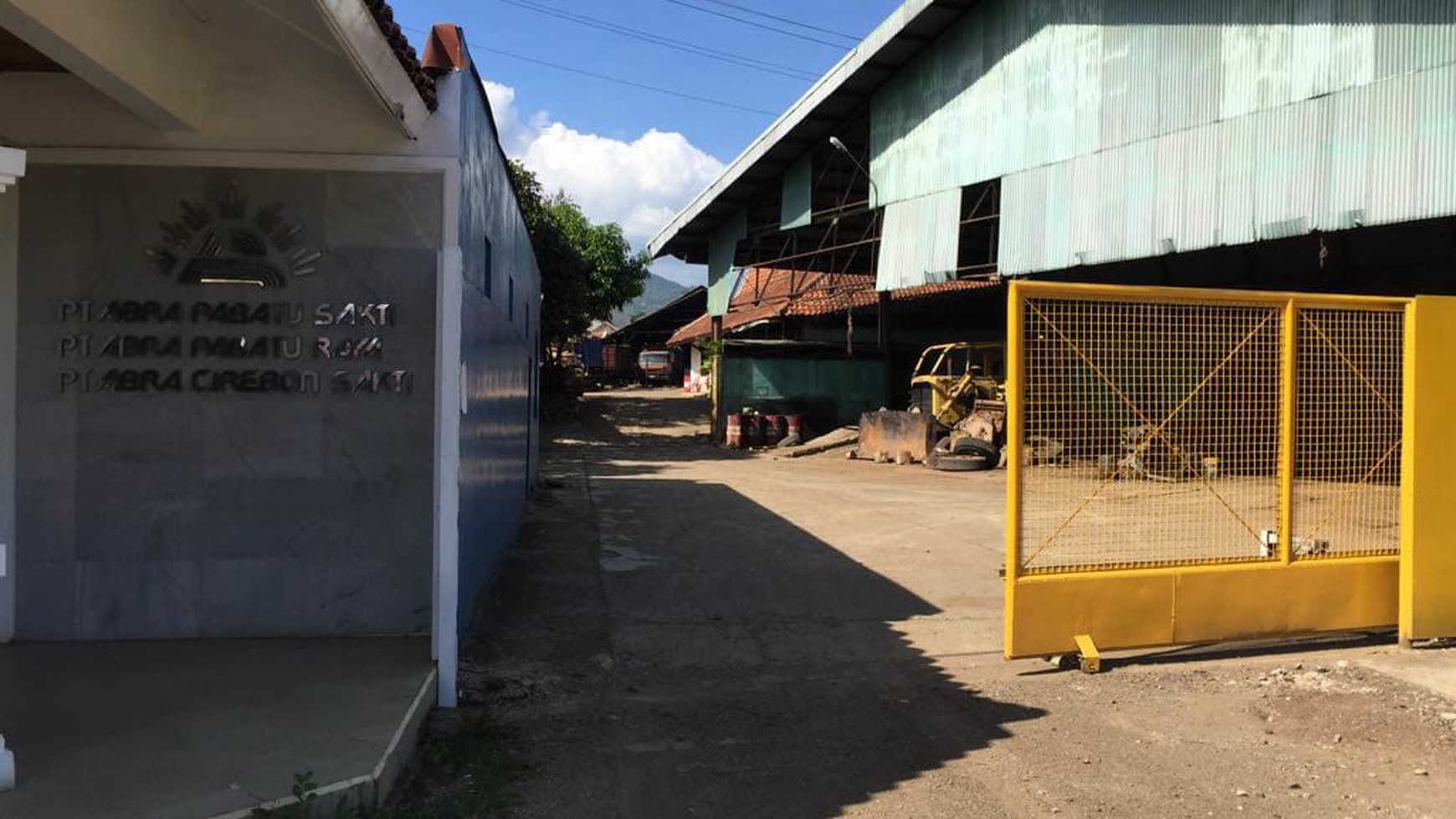 Tanah bonus bangunan Mainroad Cinunuk 