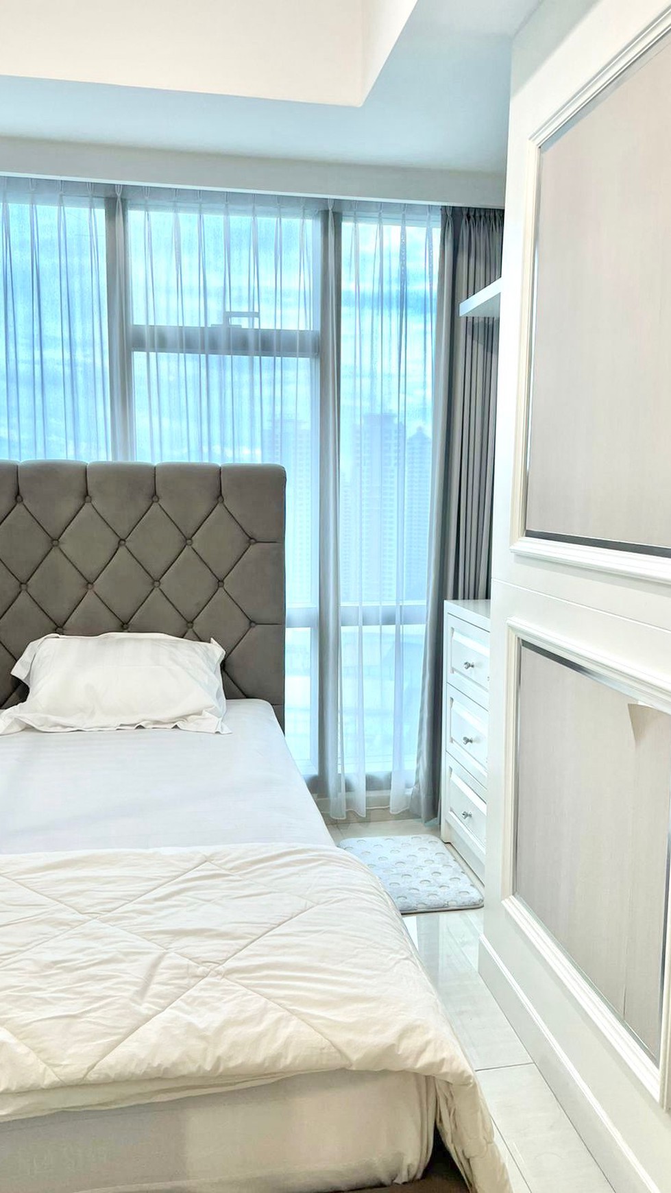 Disewakan Apartemen La Riz Mansion Pakuwon Mall 2 Kamar Tidur Furnished Modern Akses Mall, Ptc, Supermall