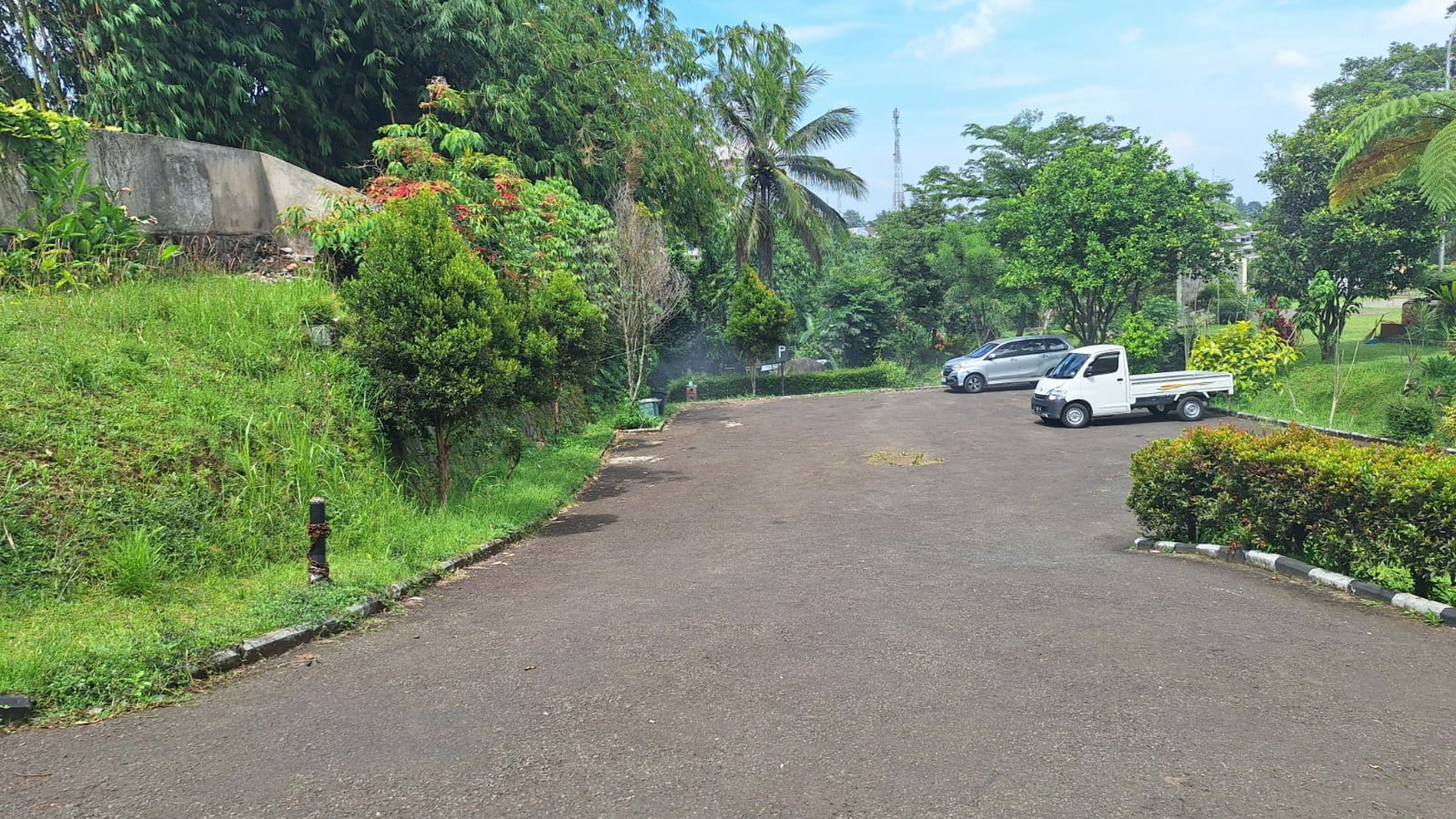 Hotel Asri dan Nyaman Pemandangan Gunug di Puncak Tugu, Cisarua, Bogor