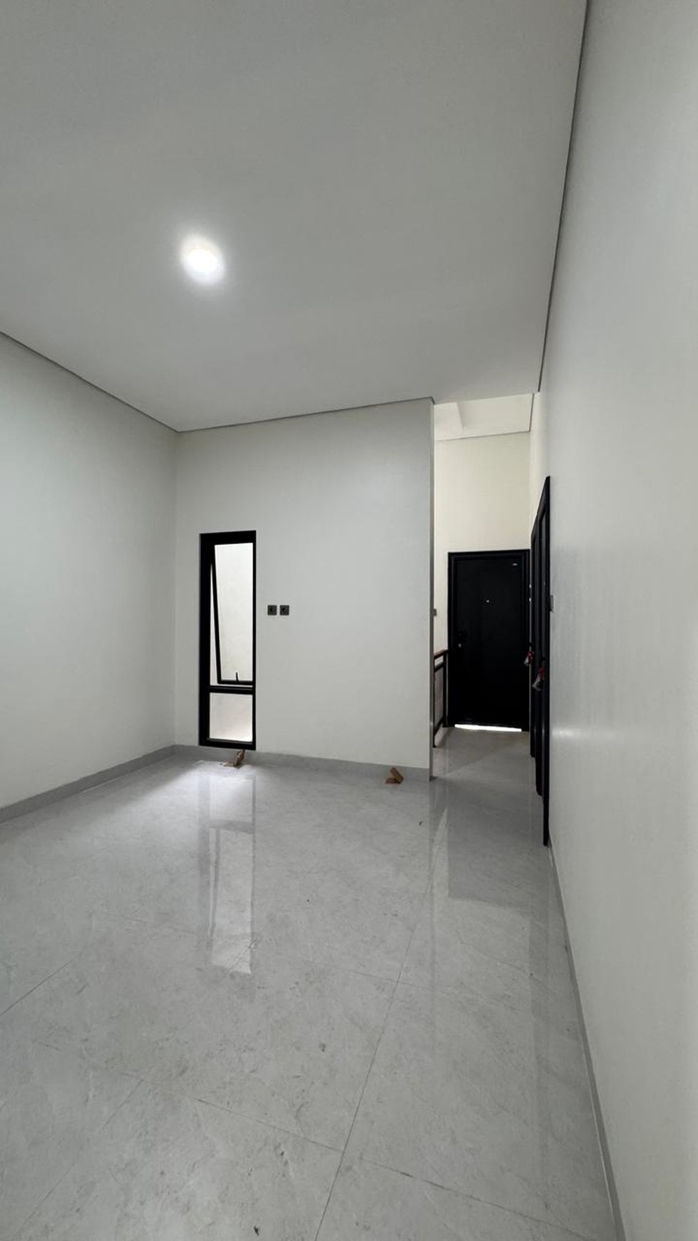 Brand New Rumah Lokasi Strategis dengan Hunian Asri di BSD.
