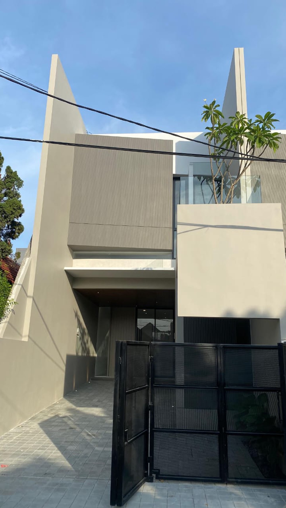 Rumah Hitung Tanah Area Cipete