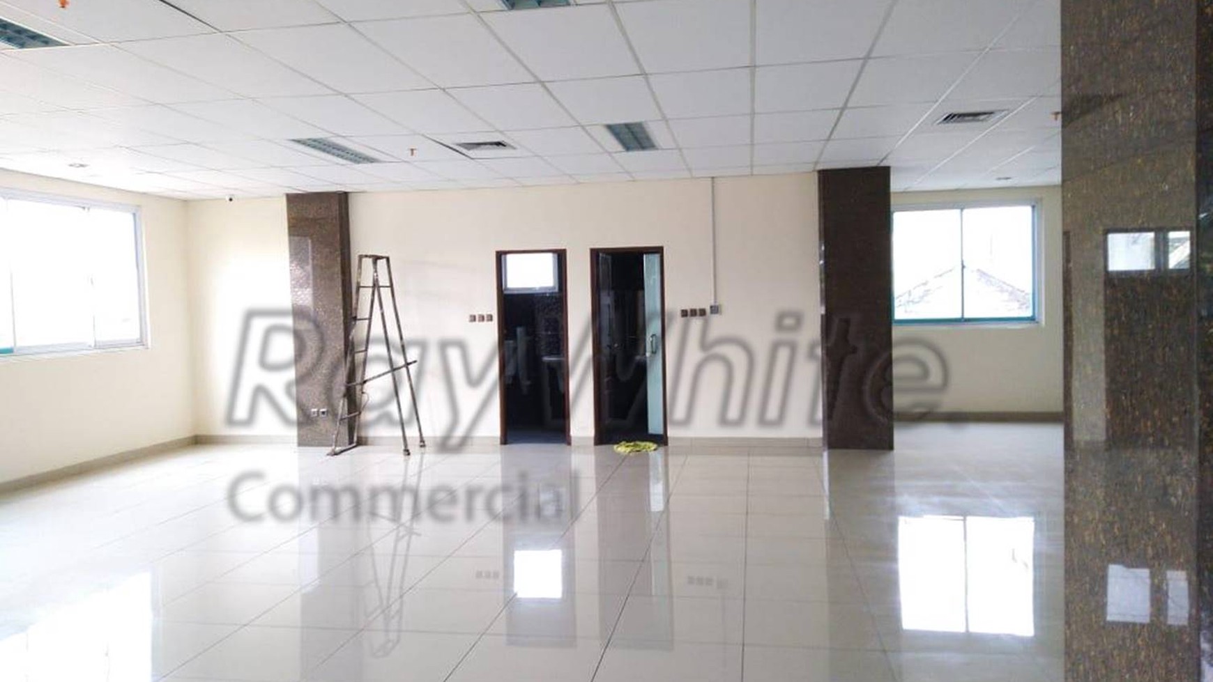 Gedung Baru Raden Saleh Cikini Menteng Area 6.5 Lantai Siap Pakai..