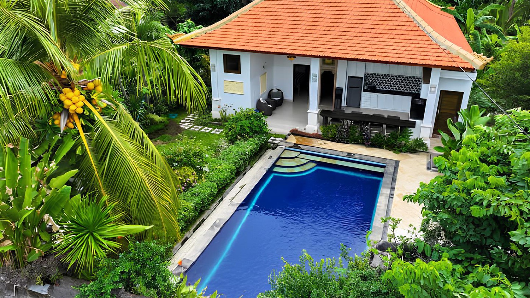 Tropical Modern Villa For Sale in Lovina