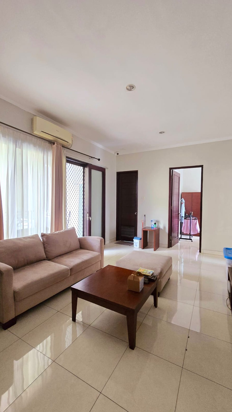 Rumah Bagus Di Emerald Residence Bintaro Jaya Sektor 9