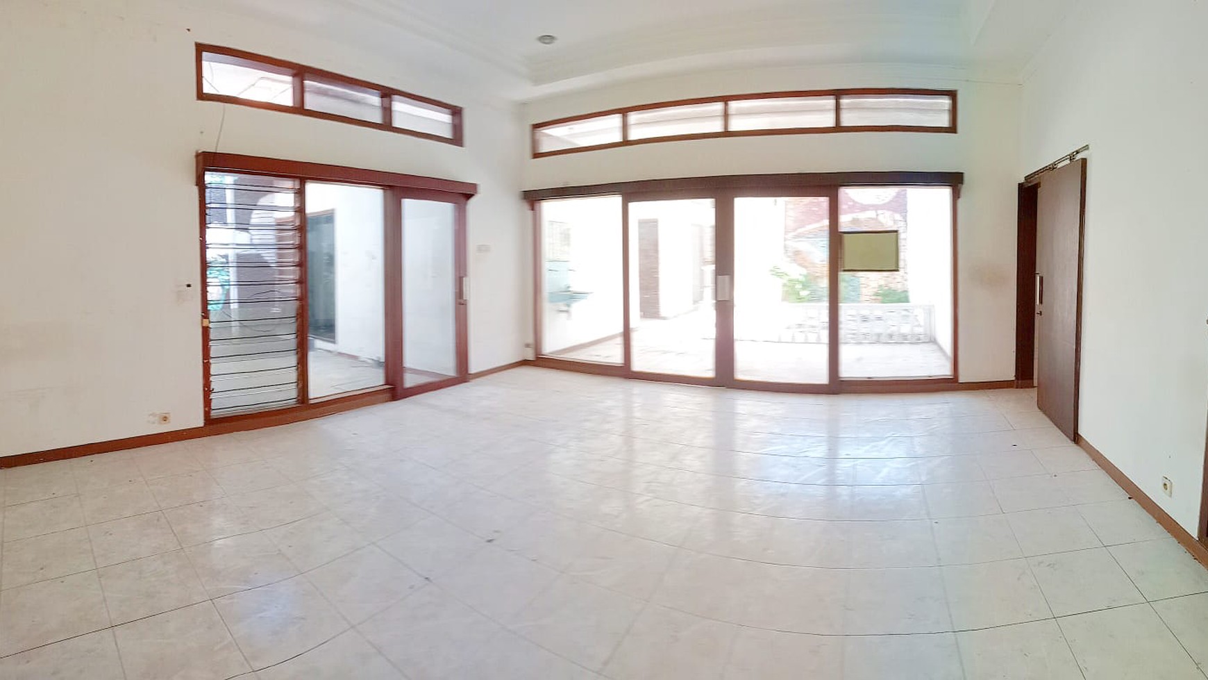 Dijual Cepat Rumah Murah Lokasi Di Dharmahusada Utara Surabaya