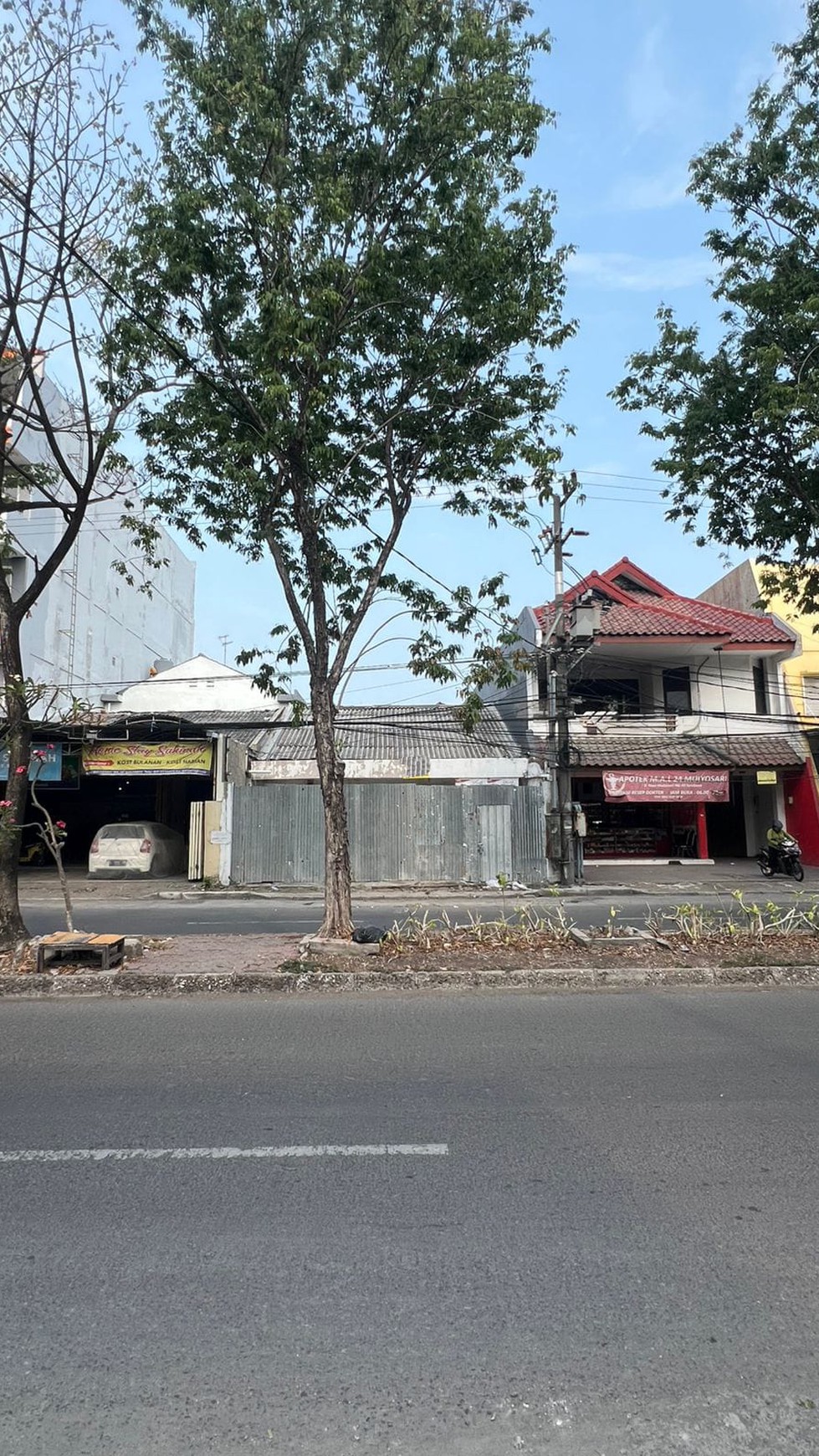 Li74. Dijual Rumah Hitung Tanah Raya Mulyosari