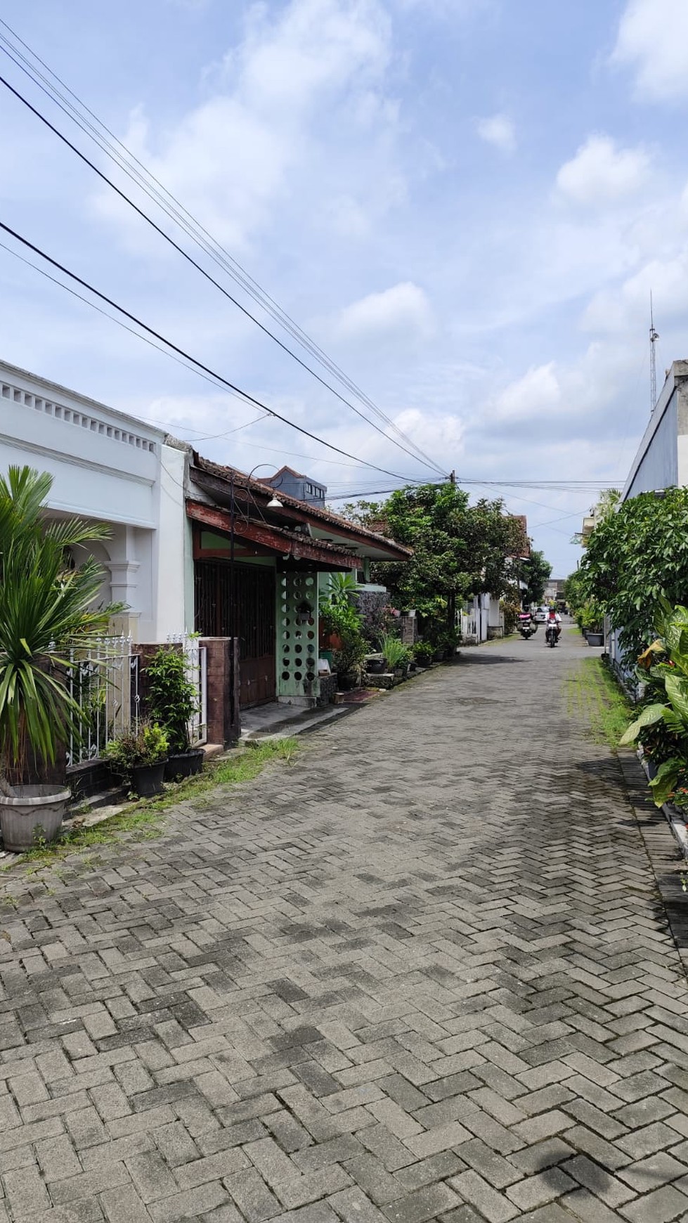 Rumah Cantik 160 Meter Persegi Di Perum Nogotiro Gamping Sleman