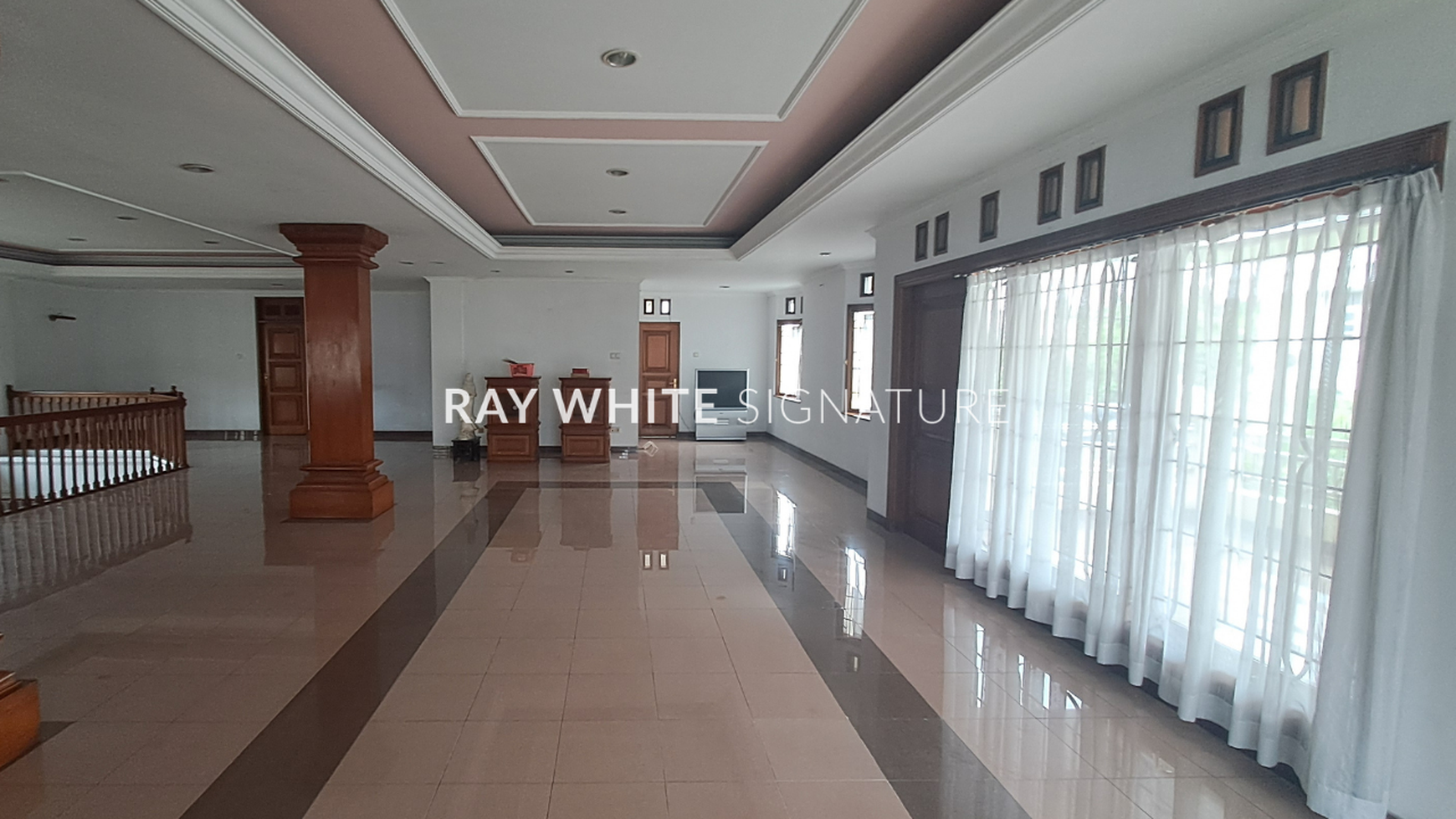 Dijual Rumah Layak Huni dalam Area One gate System di Pondok Bambu