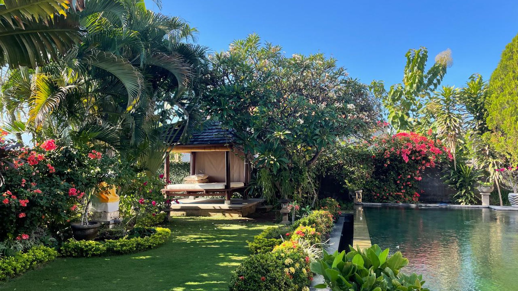 Rumah Hitung Tanah Area Cipete