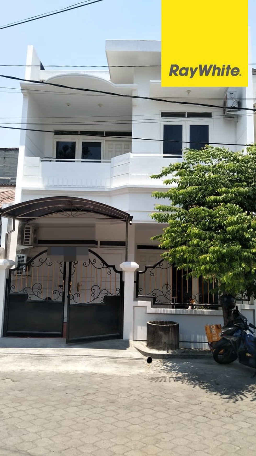 Dijual Rumah 2 lantai di Dukuh Kupang Barat Surabaya