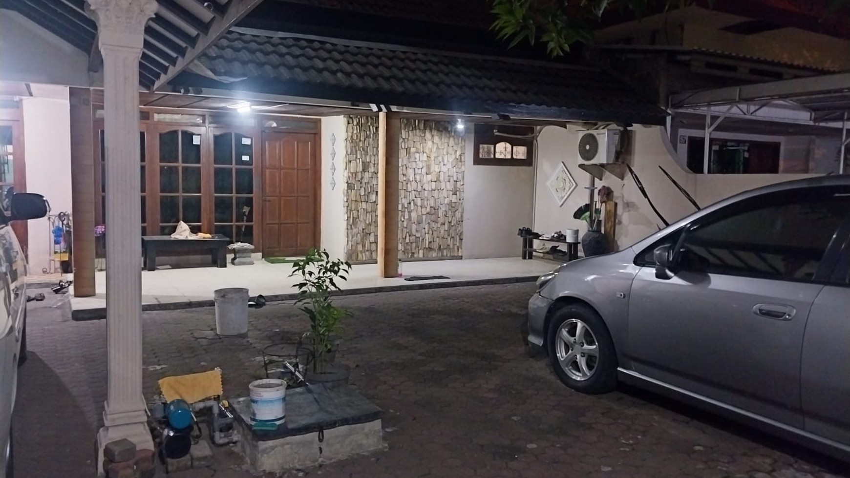 Dijual Rumah Lokasi Strategis Bisnis Di Ketintang Surabaya