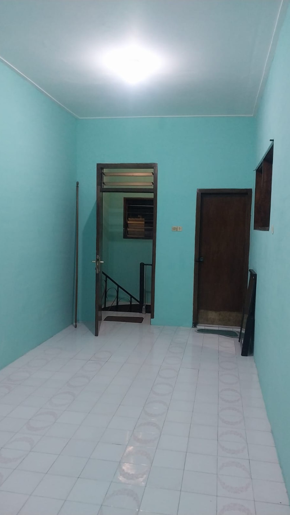 Dijual Rumah Lokasi Strategis Bisnis Di Ketintang Surabaya