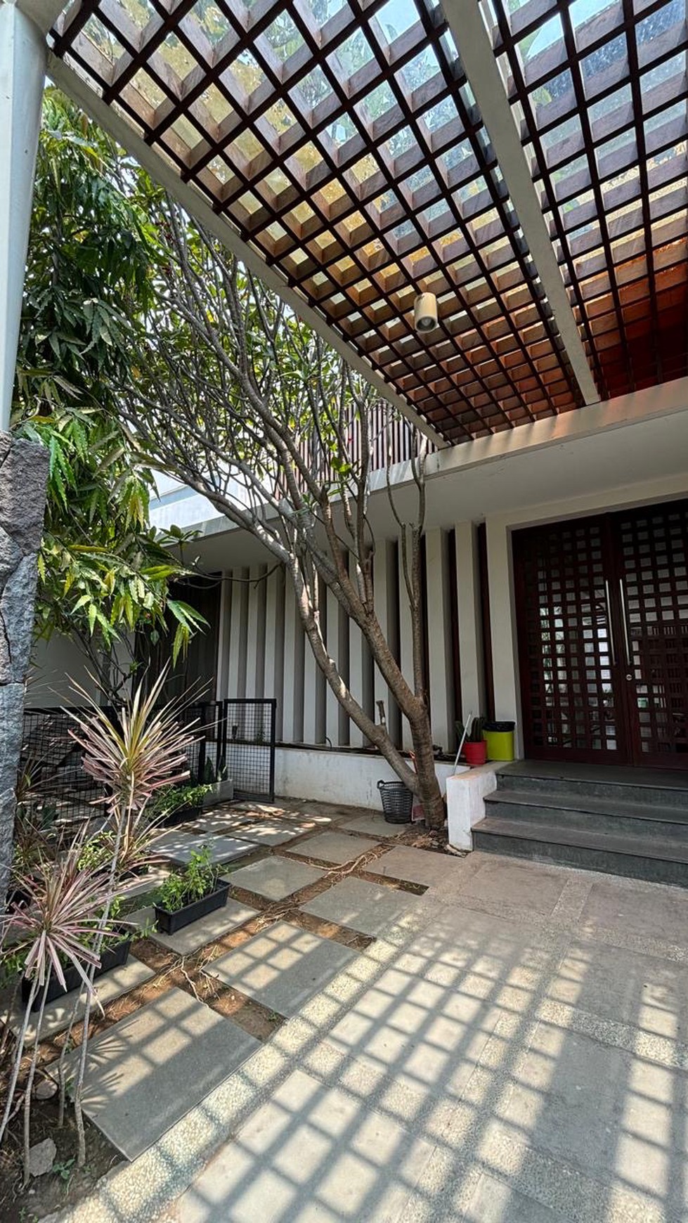 dijual rumah graha famili elite modern mewah 