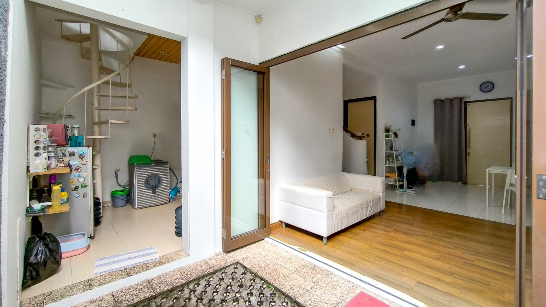 Rumah Bagus,dalam cluster di Bintaro Jaya 9.