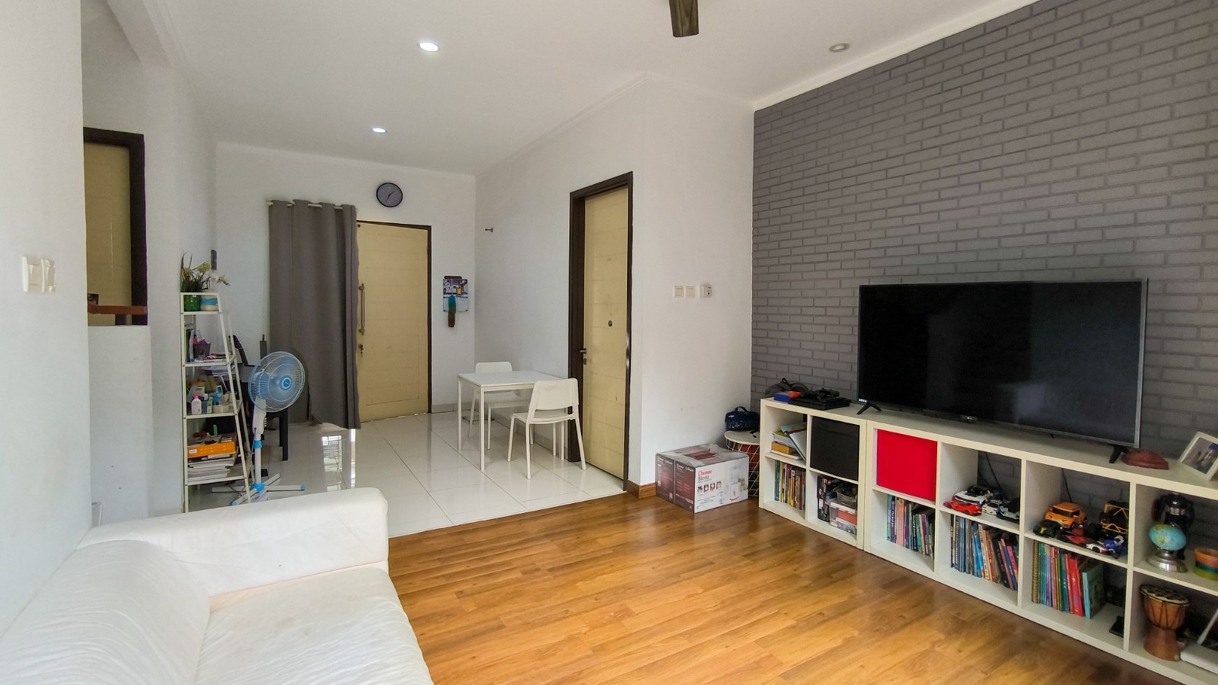 Rumah Bagus,dalam cluster di Bintaro Jaya 9.