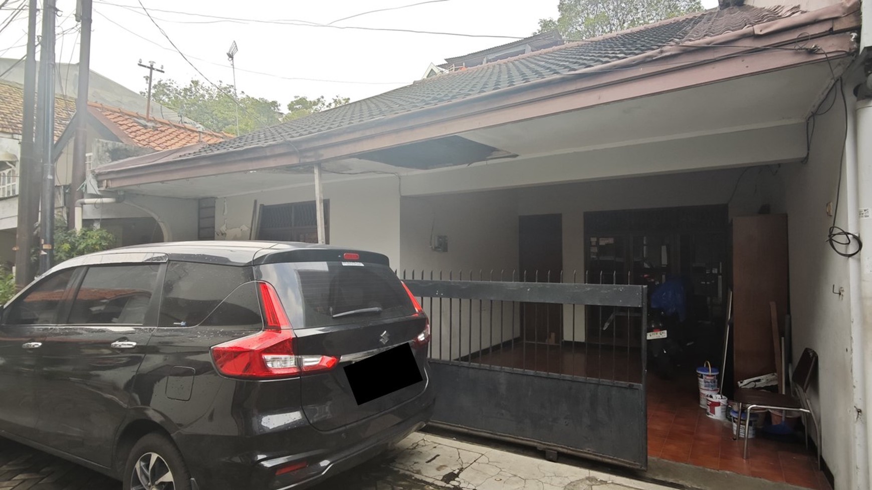 Rumah Lama Hitung Tanah Lokasi dekat MRT Fatmawati