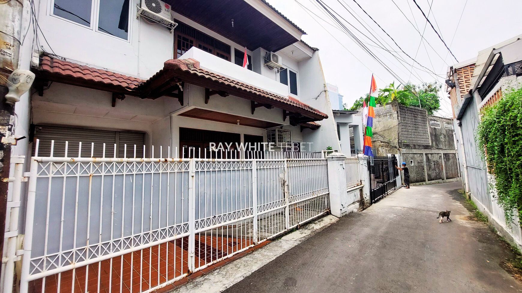 Rumah 2 Lantai di Tebet, Cocok untuk Usaha Kos-kosan