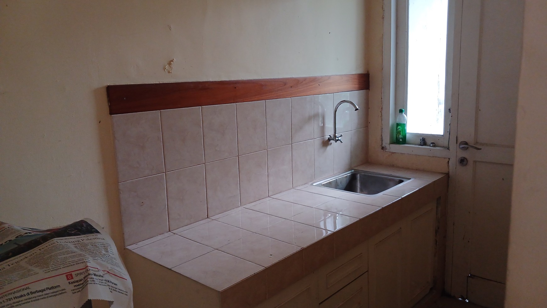 Rumah minimalis furnished siap huni di Perumahan Bintaro Sektor 9