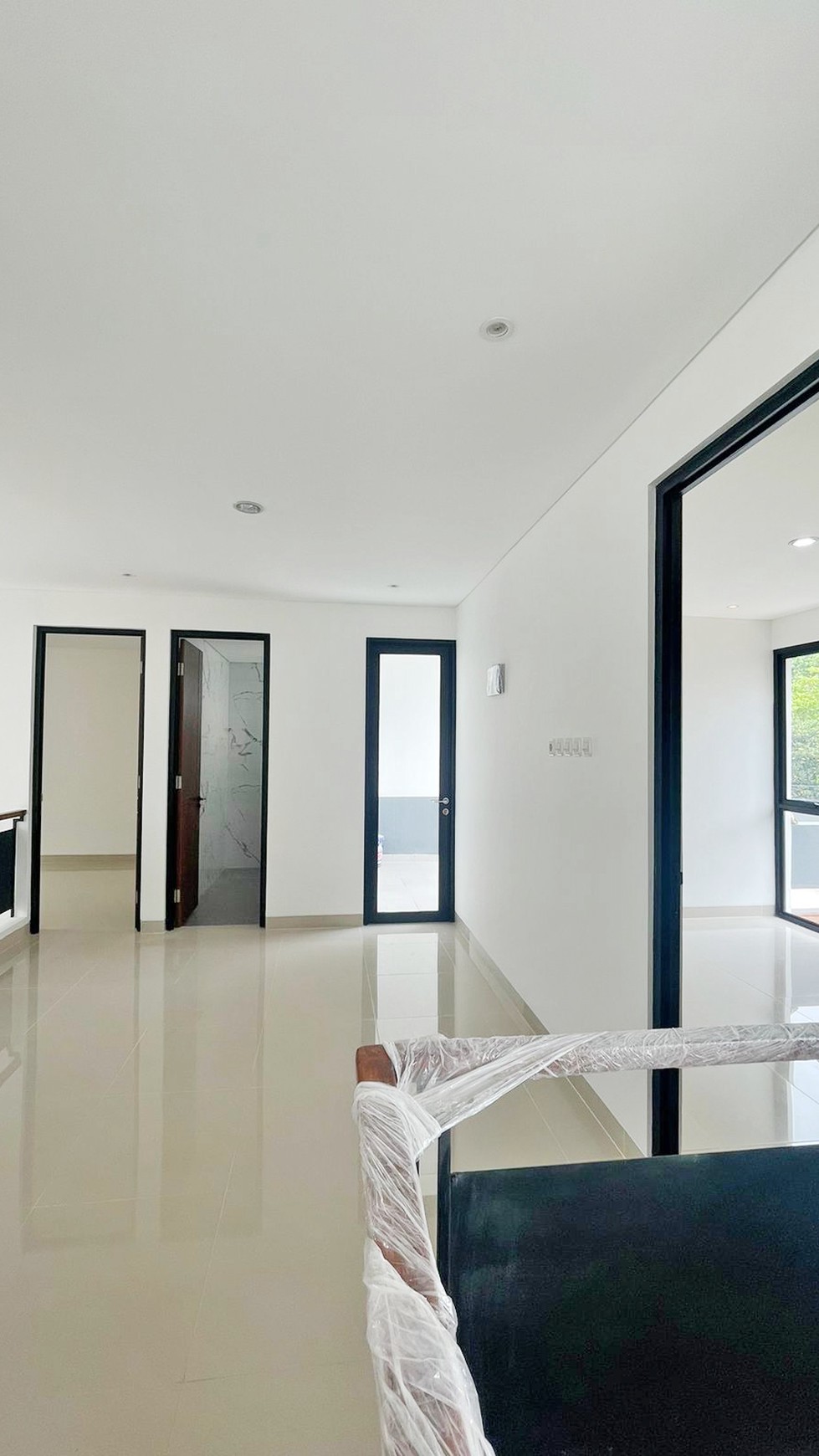 Dijual Rumah ada Pool di Bintaro Sektor 9